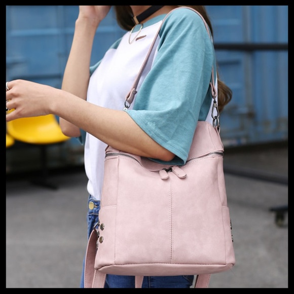 NEW HEMPSHIRE Backpack - Picture 2 of 8